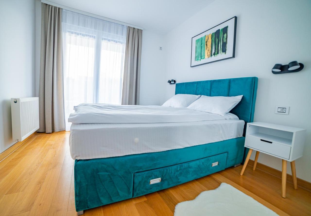 Zoe * Novi Sad